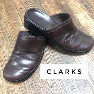 Clarks Brown Open Back Clogs 8M
